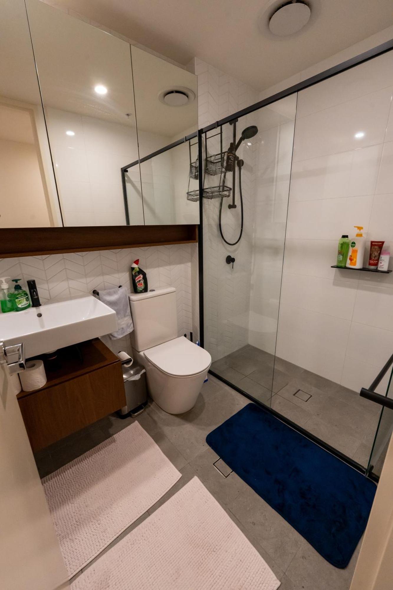 Parramatta Shared Apartment,gym,swimming Pool *